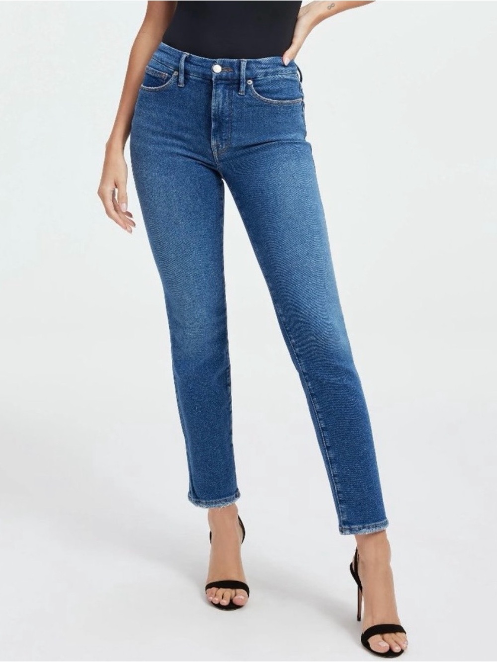 Good American Good Classic Slim Cropped Jeans - Picture 1 of 8